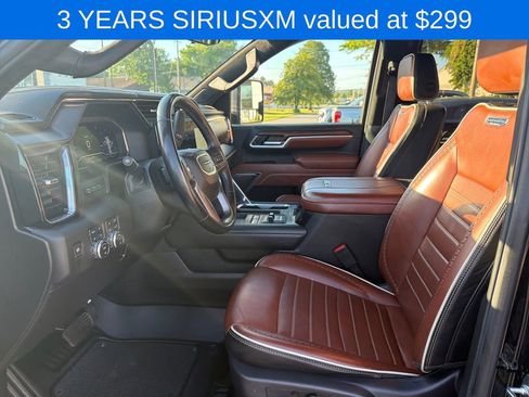 Used 2025 GMC Sierra 3500 Denali Ultimate AWD/4WD image 11