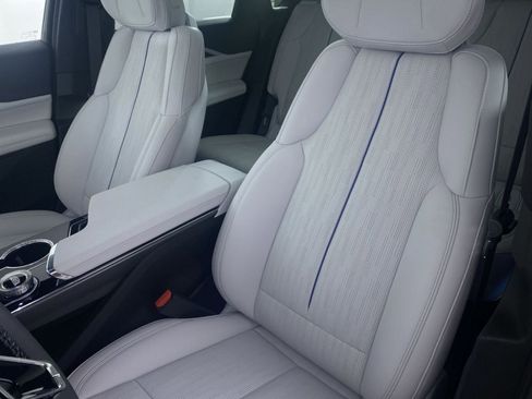 New 2026 Cadillac Lyriq Sport w/ LPO, Floor Liner Package AWD/4WD image 11