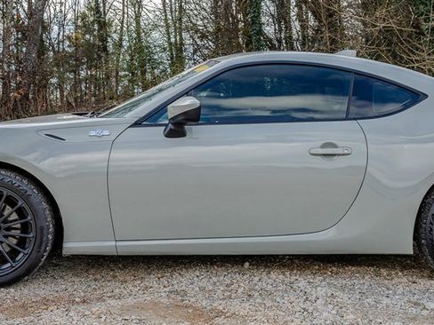 Used 2016 Scion FR-S image 2