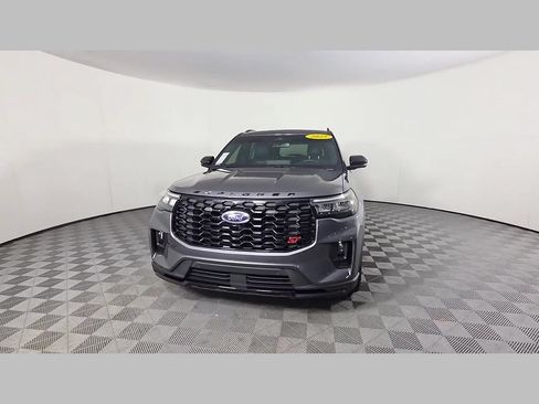 Used 2025 Ford Explorer ST w/ Sun And Sound Package AWD/4WD image 49