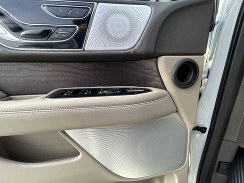 Used 2024 Lincoln Navigator L Reserve image 24