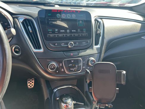 Used 2016 Chevrolet Malibu LT w/ Leather Package image 10