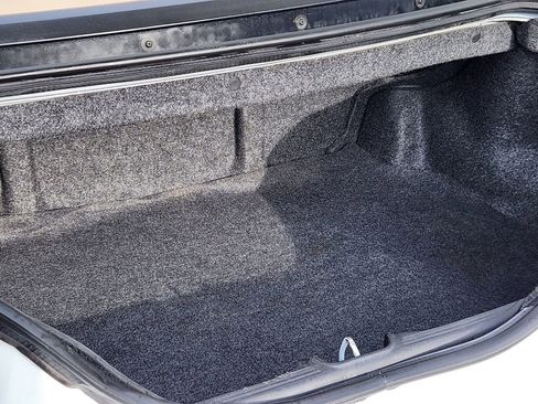 Used 2004 Ford Mustang Convertible image 33