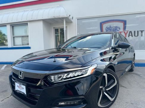 Used 2020 Honda Accord Sport image 3