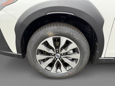 New 2025 Subaru Outback Limited image 9