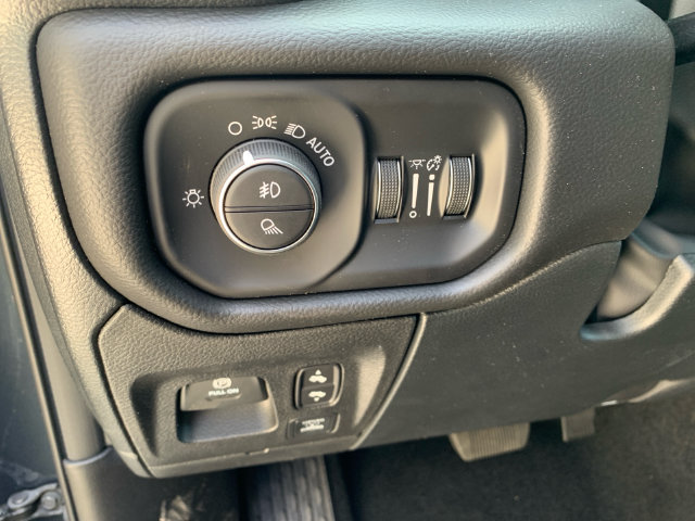 Used 2026 RAM 1500 Big Horn AWD/4WD image 18