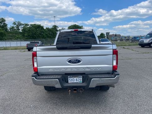 Used 2018 Ford F250 XLT AWD/4WD image 7