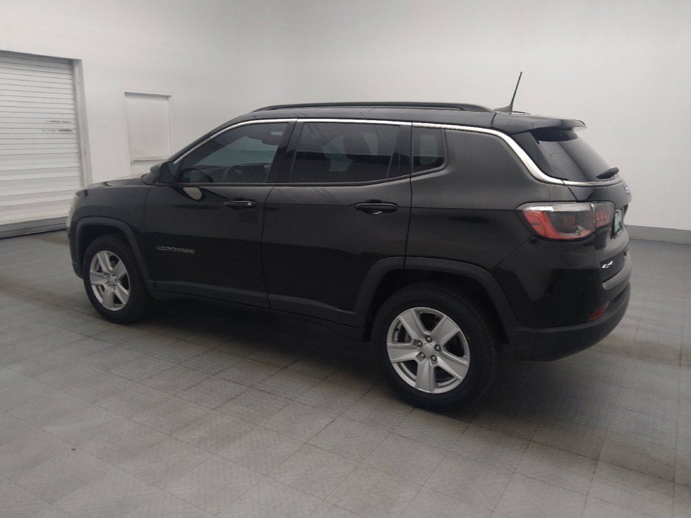 Used 2022 Jeep Compass Latitude AWD/4WD image 3
