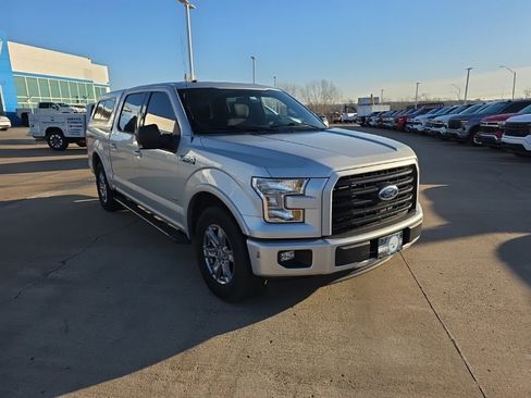 Used 2017 Ford F150 XLT w/ Equipment Group 302A Luxury image 3