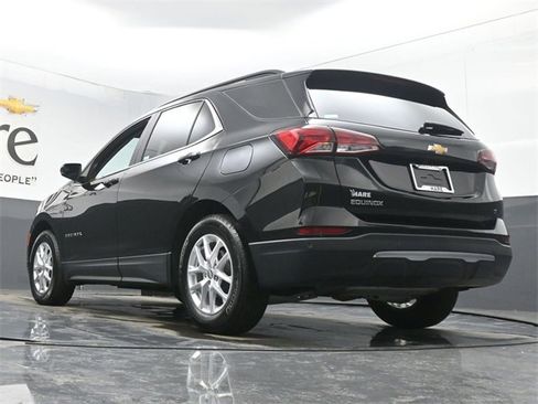 Used 2024 Chevrolet Equinox LT w/ LPO, Floor Liner Package image 5