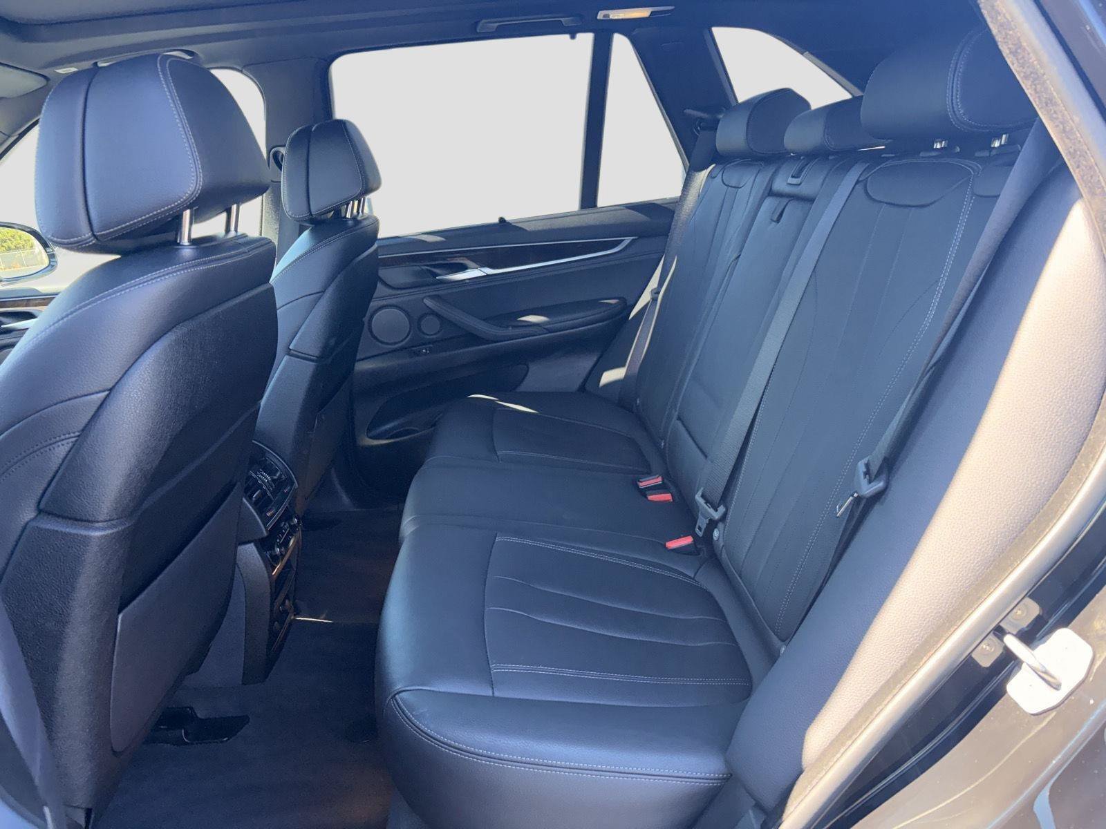 Used 2018 BMW X5 xDrive50i AWD/4WD image 12