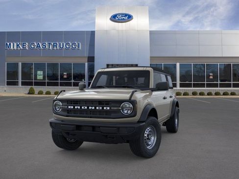 New 2025 Ford Bronco 4-Door AWD/4WD image 2