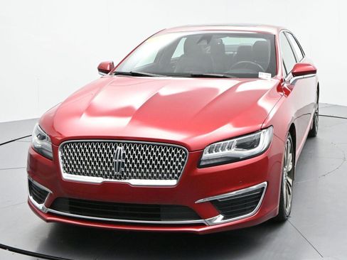 Used 2020 Lincoln MKZ Reserve w/ Elements Package FWD image 2