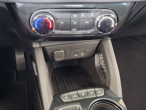 New 2026 Chevrolet TrailBlazer LT w/ Driver Confidence Package FWD image 16
