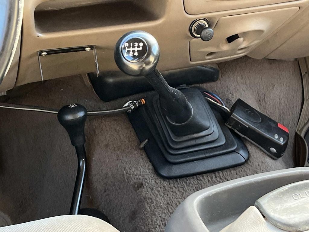 Used 2000 Ford F350 Lariat AWD/4WD image 14