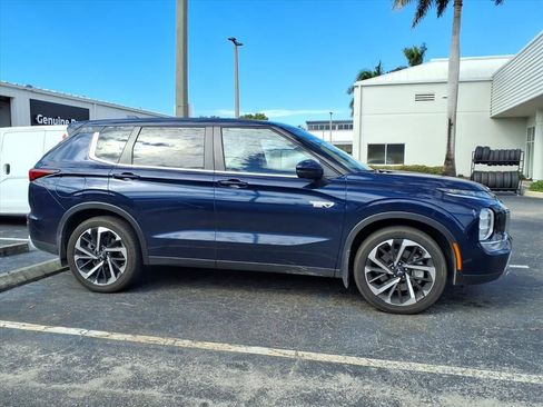 Used 2024 Mitsubishi Outlander SE image 19