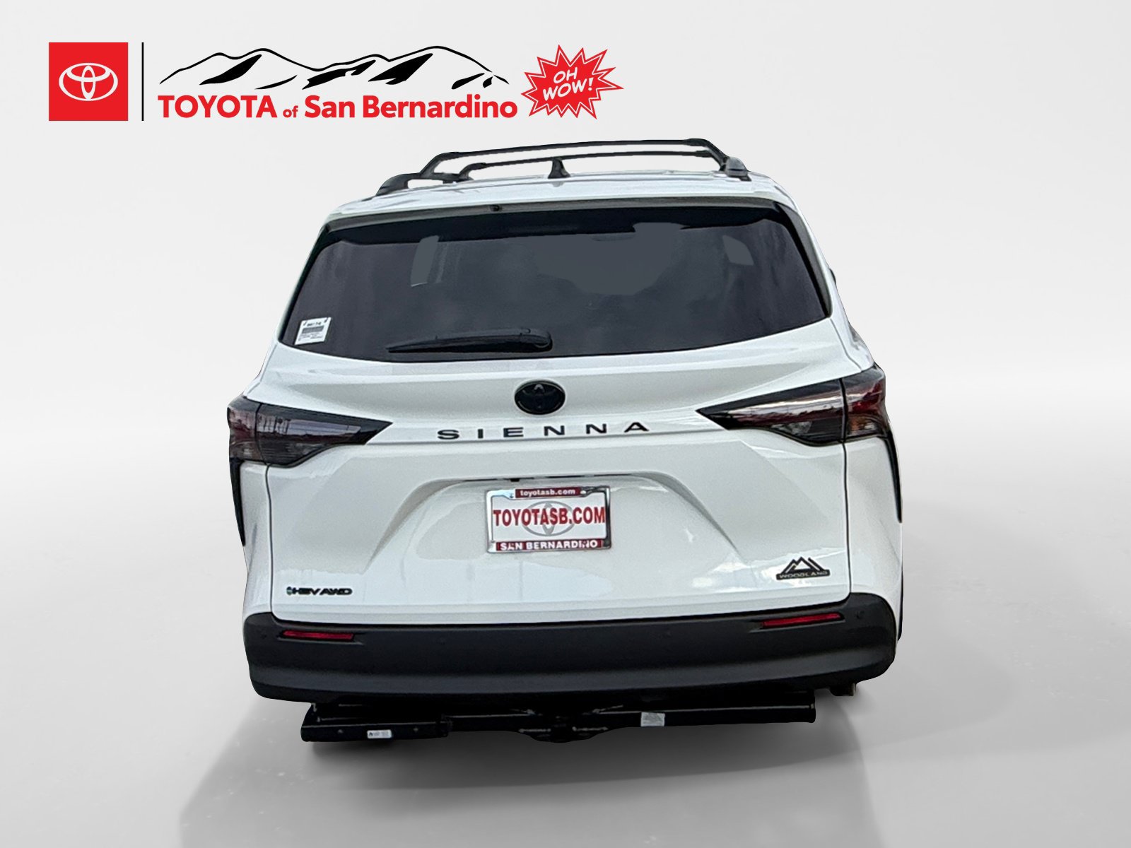 New 2026 Toyota Sienna XLE Woodland Edition AWD/4WD image 4