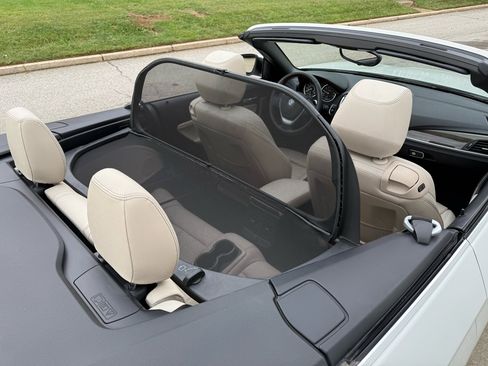 Used 2016 BMW 228i Convertible w/ Premium Package image 6