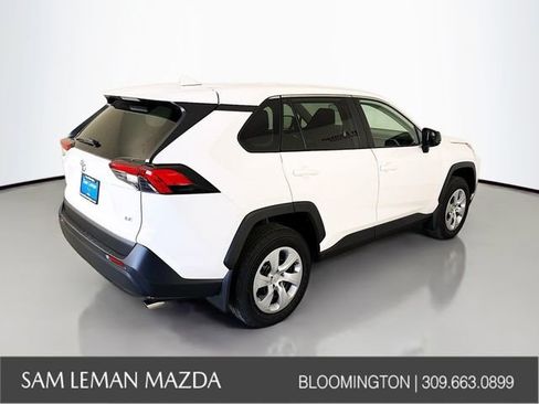 Used 2024 Toyota RAV4 LE image 7