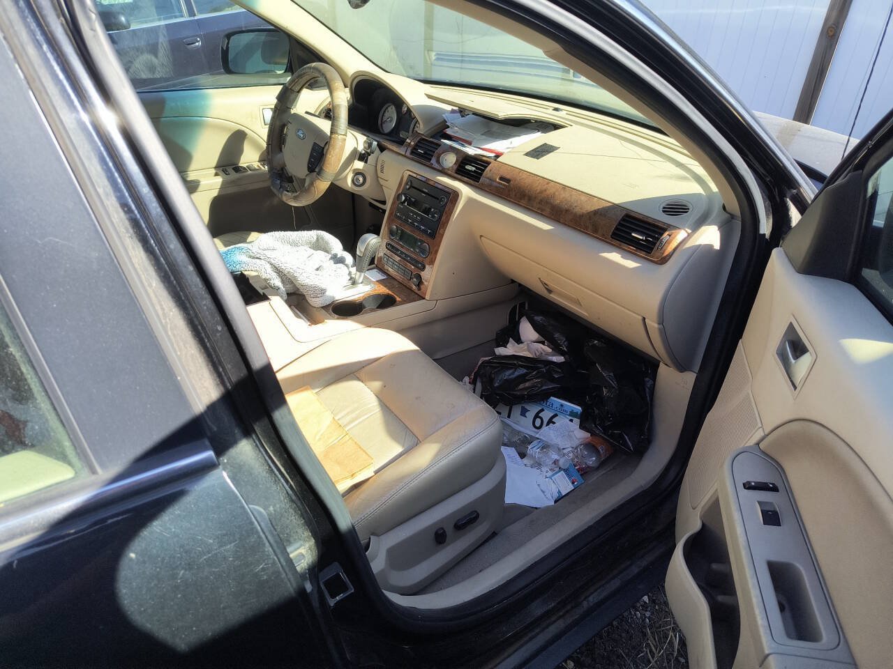 Used 2005 Ford Five Hundred Limited AWD/4WD image 28
