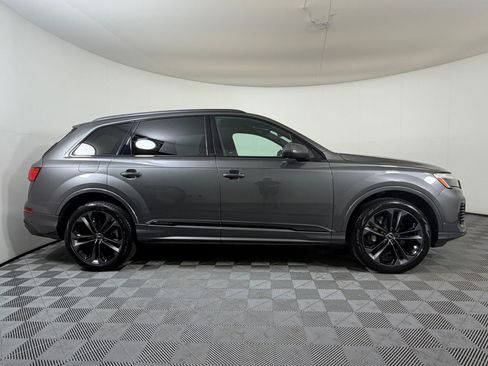 Used 2025 Audi Q7 3.0T Premium Plus AWD/4WD image 8