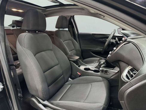 Used 2022 Chevrolet Malibu LT FWD image 42