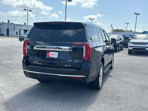 Used 2024 GMC Yukon XL SLT AWD/4WD image 5