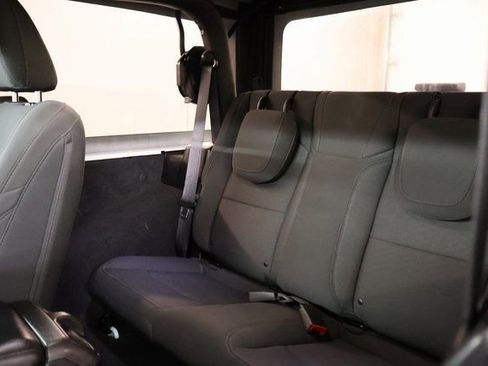 Used 2022 Jeep Wrangler Sport image 24