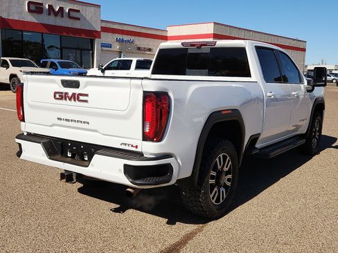 Used 2022 GMC Sierra 2500 AT4 w/ AT4 Premium Plus Package image 4