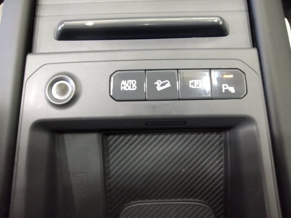 Used 2024 Kia EV9 GT-Line AWD/4WD image 38