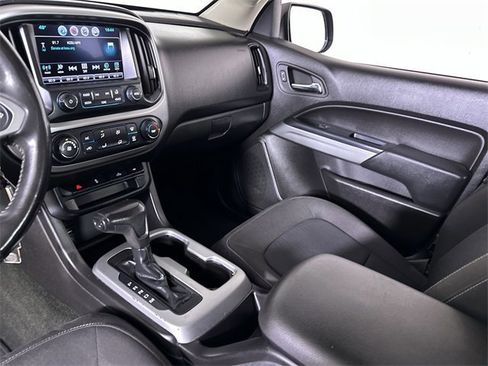 Used 2016 Chevrolet Colorado LT w/ LT Convenience Package image 36