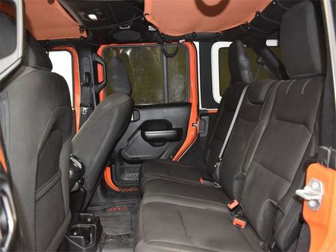 Used 2018 Jeep Wrangler Unlimited Sport S image 10