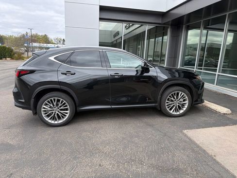 Used 2025 Lexus NX 350 AWD w/ Accessory Package (2T) image 11