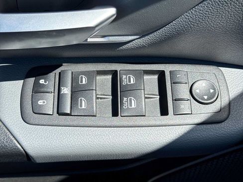Used 2022 RAM 1500 Big Horn AWD/4WD image 16