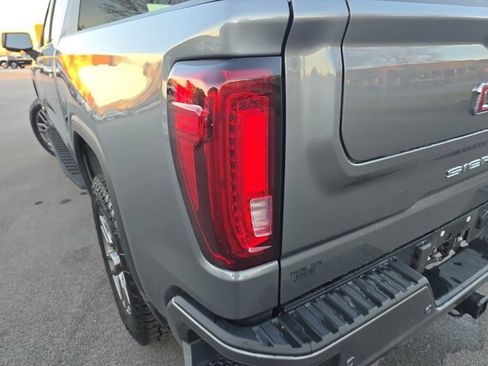 Used 2022 GMC Sierra 1500 AT4 w/ AT4 Premium Package image 30
