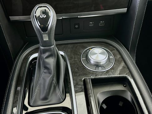 Used 2022 INFINITI QX80 Luxe w/ Cargo Package image 25