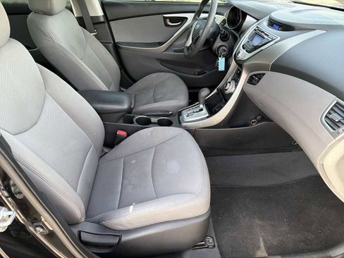 Used 2012 Hyundai Elantra GLS image 17