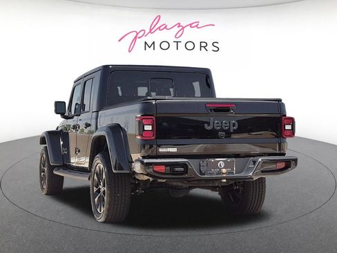 Used 2023 Jeep Gladiator Overland AWD/4WD image 7