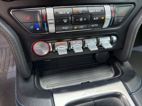 Used 2021 Ford Mustang GT Premium w/ GT Performance Package RWD image 19
