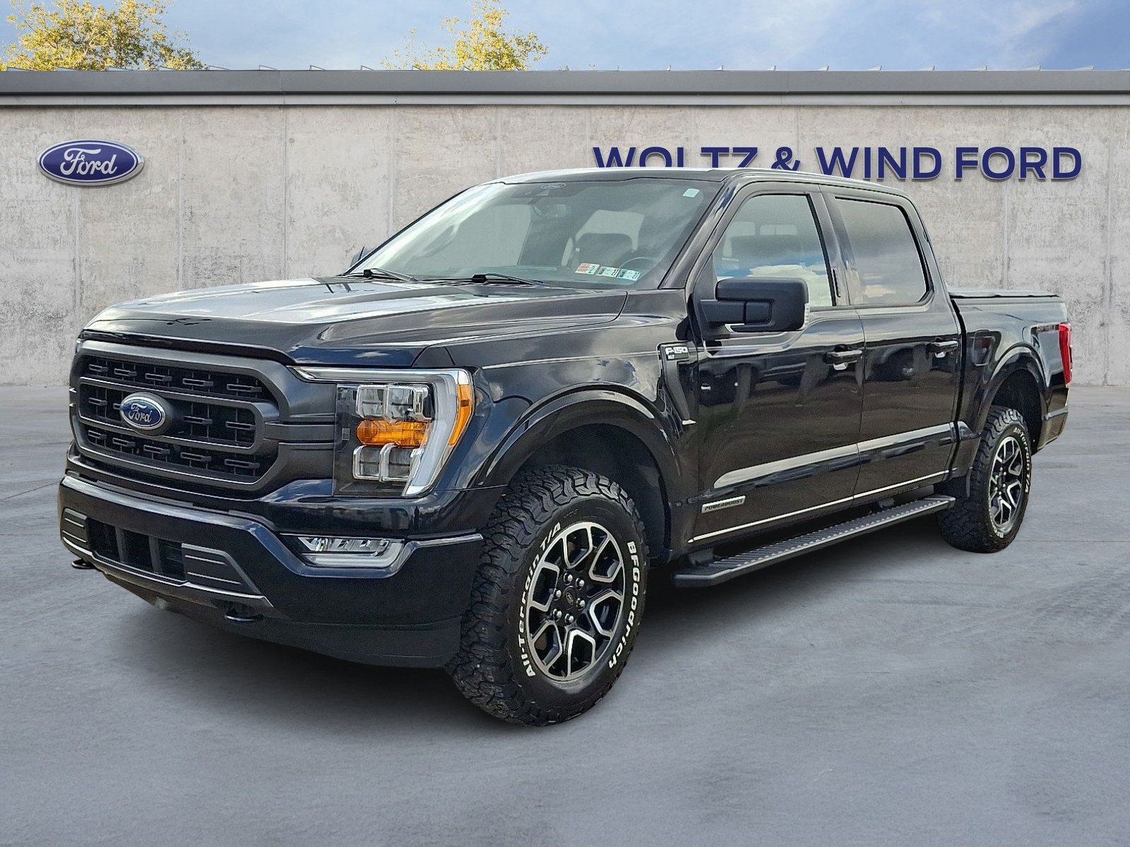 Used 2021 Ford F150 XLT w/ Equipment Group 302A High AWD/4WD image 3