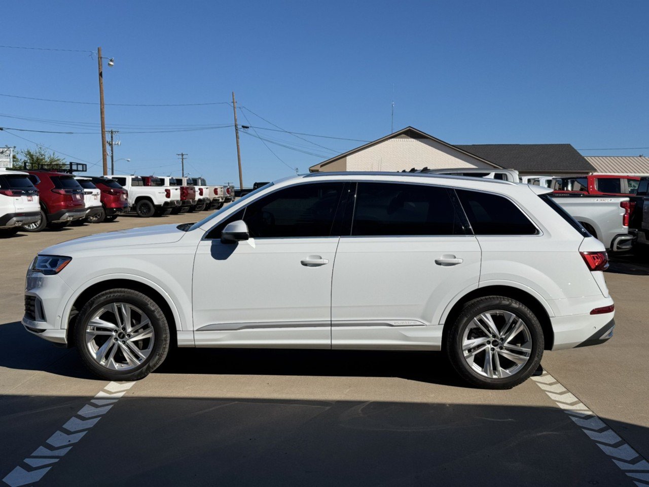 Used 2023 Audi Q7 2.0T Premium w/ Convenience Package AWD/4WD image 4