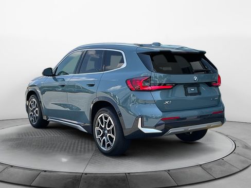 Used 2023 BMW X1 xDrive28i w/ Premium Package AWD/4WD image 5