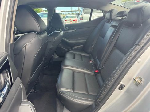 Used 2017 Nissan Maxima 3.5 SV image 12