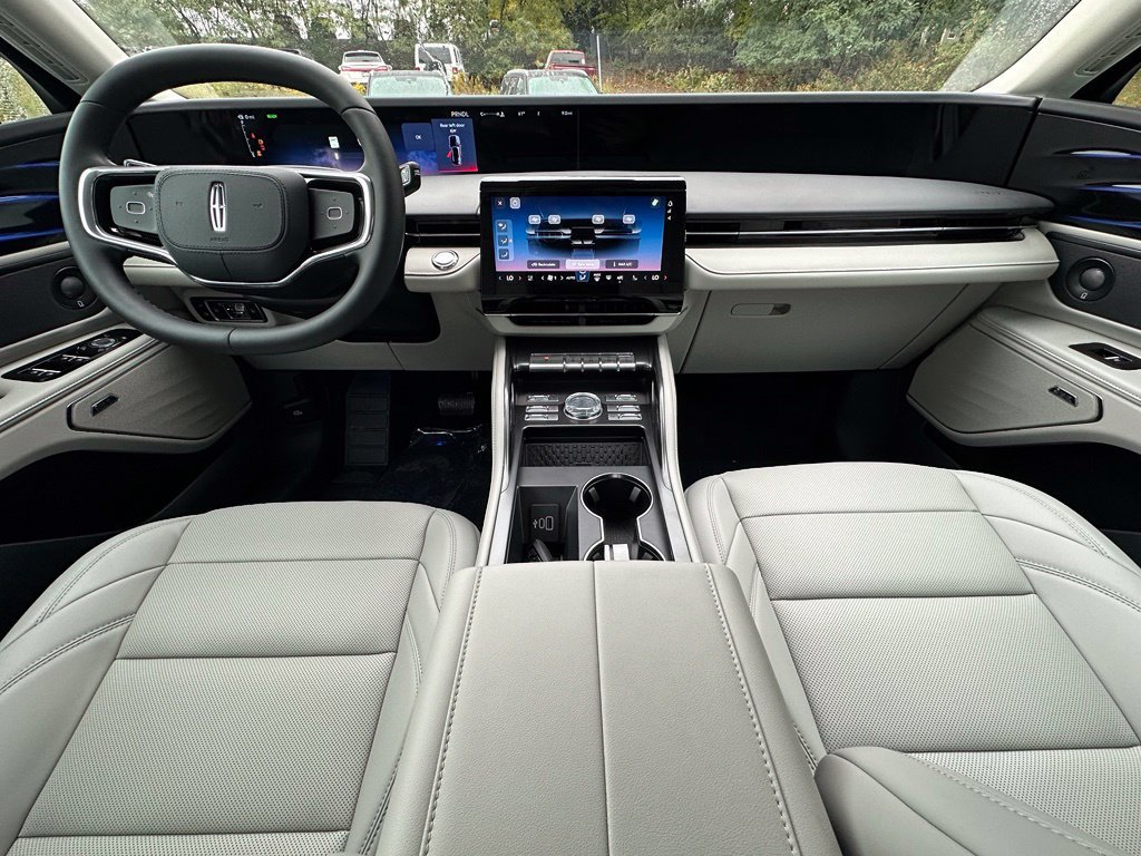 New 2026 Lincoln Nautilus Premier w/ Equipment Group 102A AWD/4WD image 20