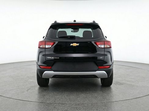 Used 2025 Chevrolet TrailBlazer LT AWD/4WD image 7