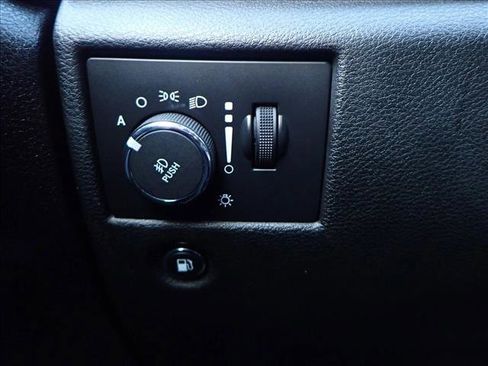 Used 2014 Jeep Grand Cherokee Limited w/ Trailer Tow Group IV image 26