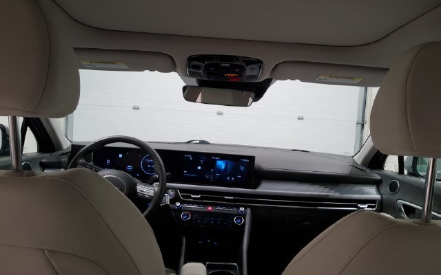 Used 2024 Hyundai Sonata SEL w/ Convenience Package FWD image 25
