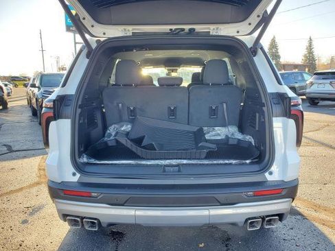 New 2026 Chevrolet Traverse LT w/ LPO, Floor Liner Package image 26