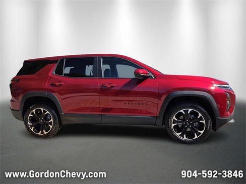 New 2026 Chevrolet Equinox LT w/ Convenience Package II image 8