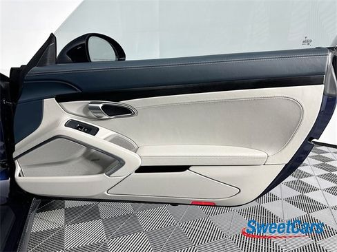 Used 2019 Porsche 911 Carrera GTS image 39